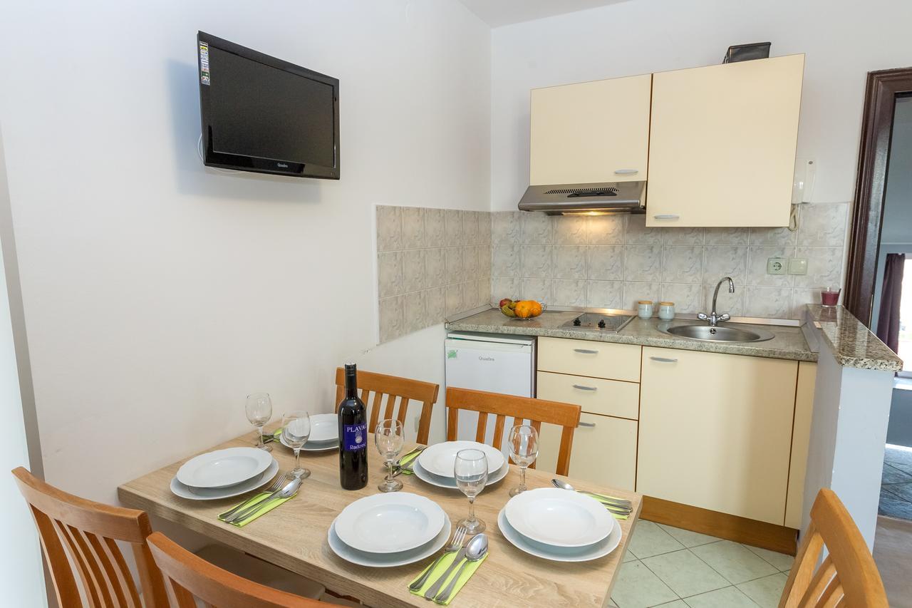 Apartments In City Center Ventus Novalja Zewnętrze zdjęcie