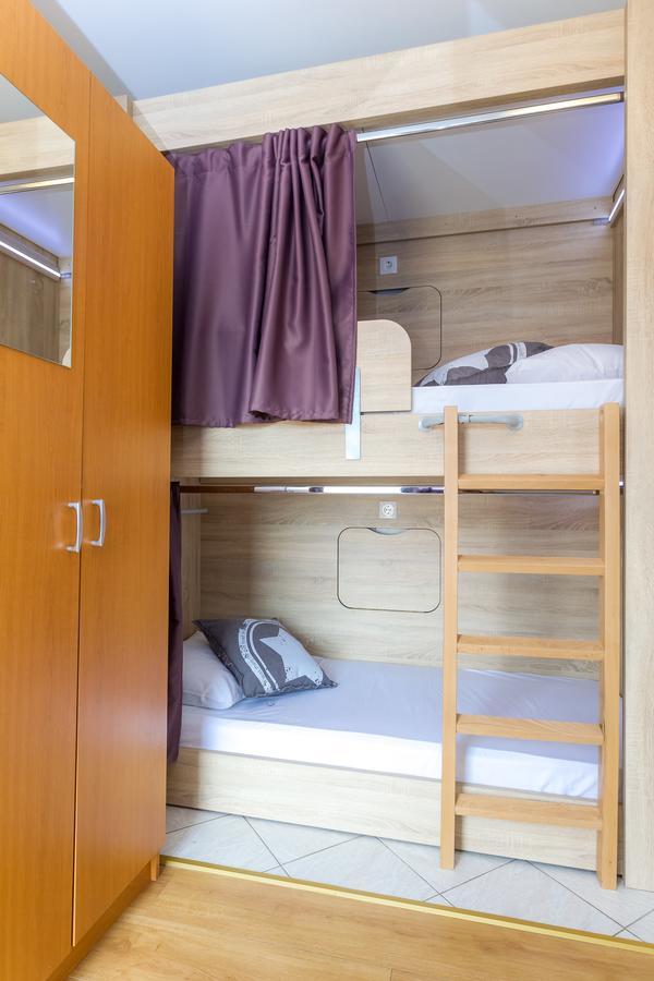 Apartments In City Center Ventus Novalja Zewnętrze zdjęcie